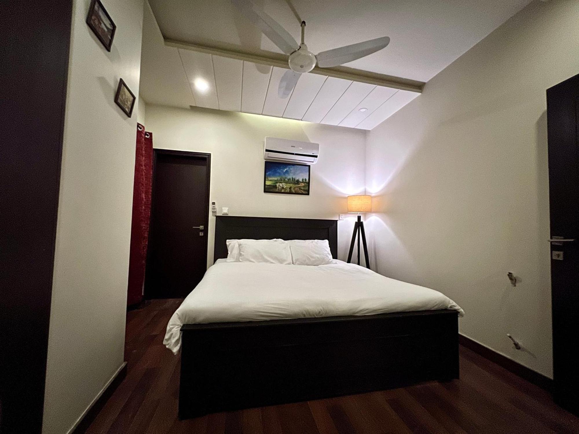 Serenity Corner 伊斯兰堡 外观 照片